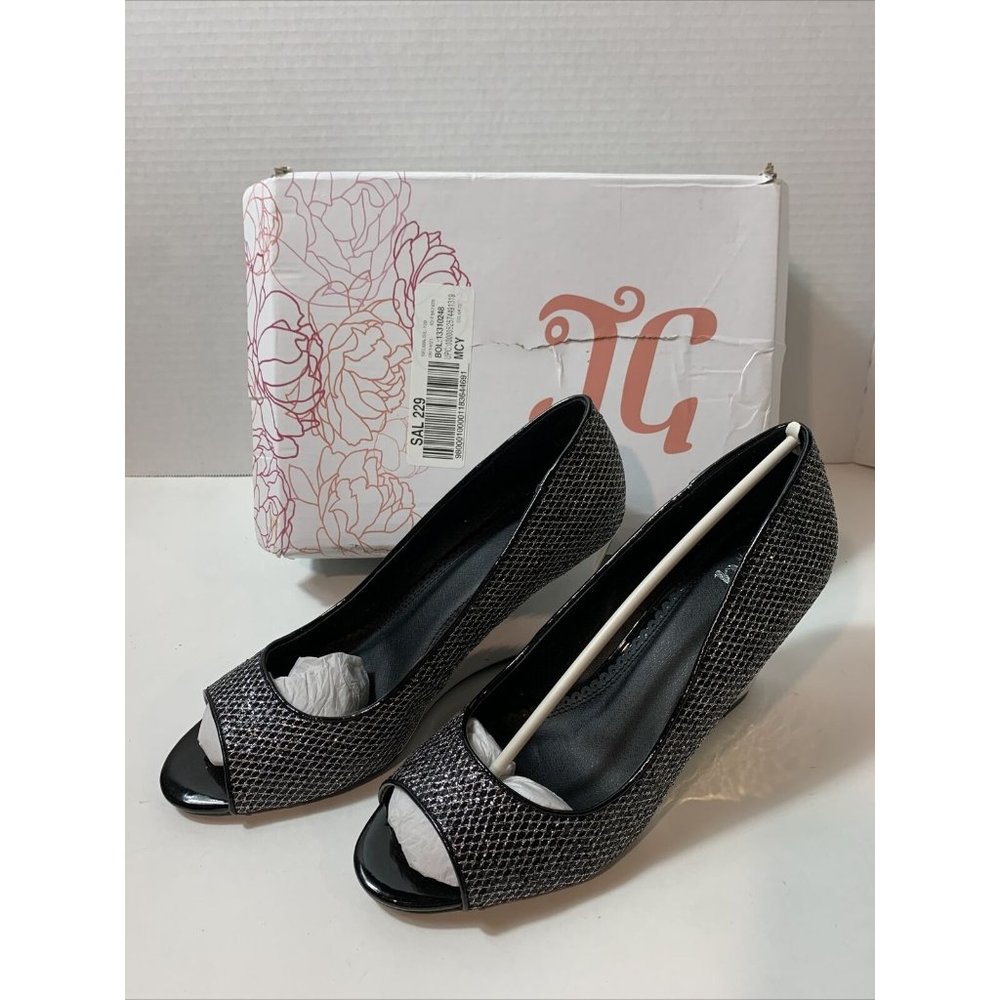 JC Selma Woman's Black Heels Size 9.5 New IN Box